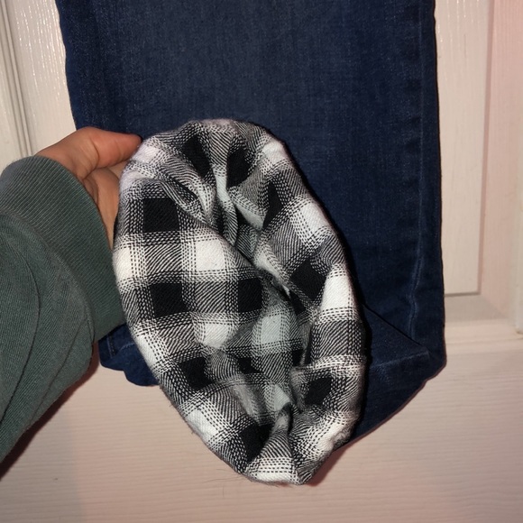 Eddie Bauer woman’s flannel lined jeans - Picture 2 of 10